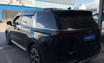 Kia Carnival 2023 года за 15 990 000 тг. в Алматы фото 4