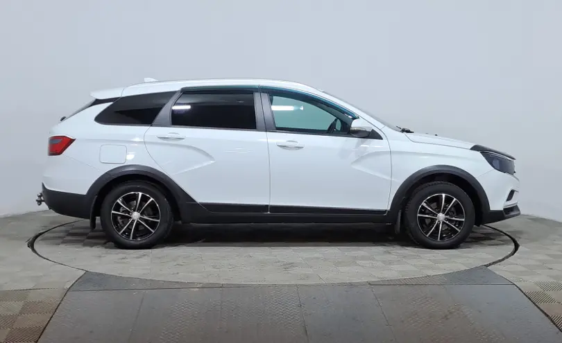 LADA (ВАЗ) Vesta Cross 2018 года за 4 890 000 тг. в Астана фото 4