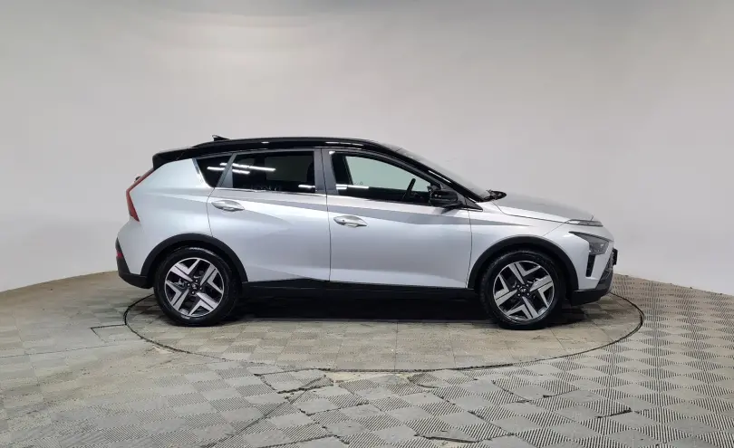 Hyundai Bayon 2023 года за 7 590 000 тг. в Алматы фото 4