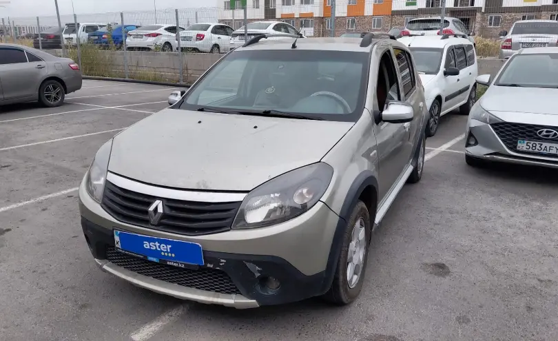 Renault Sandero 2013 года за 3 190 000 тг. в Астана