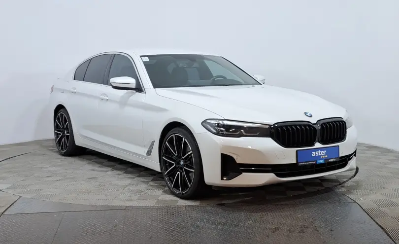 BMW 5 серии 2021 года за 21 990 000 тг. в Астана фото 3