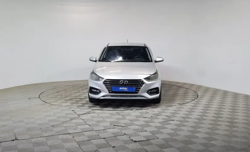 Hyundai Accent 2019 года за 6 490 000 тг. в Алматы фото 2