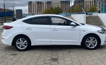 Hyundai Elantra 2017 года за 5 990 000 тг. в Караганда фото 4