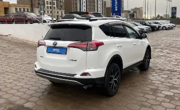 Toyota RAV4 2019 года за 11 600 000 тг. в Караганда