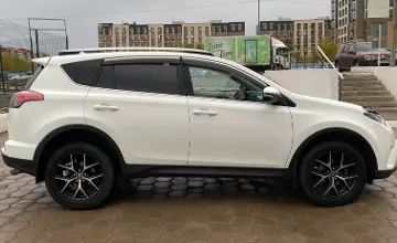 Toyota RAV4 2019 года за 11 600 000 тг. в Караганда фото 4