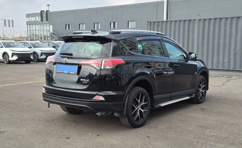 Toyota RAV4 2019 года за 11 400 000 тг. в Алматы фото 5