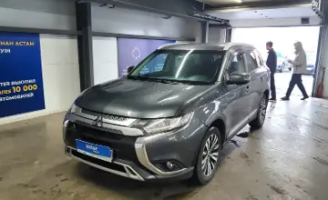 Mitsubishi Outlander 2019 года за 8 000 000 тг. в Астана фото 1