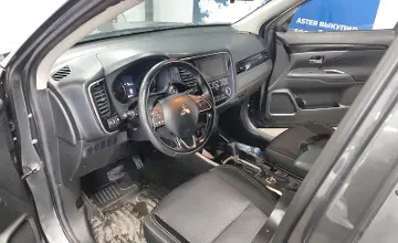 Mitsubishi Outlander 2019 года за 8 000 000 тг. в Астана фото 5
