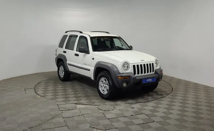 Jeep Liberty (North America) 2002 года за 2 990 000 тг. в Алматы фото 3