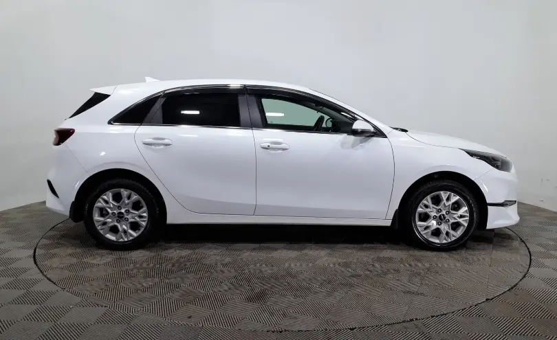 Kia Ceed 2023 года за 8 390 000 тг. в Астана фото 4
