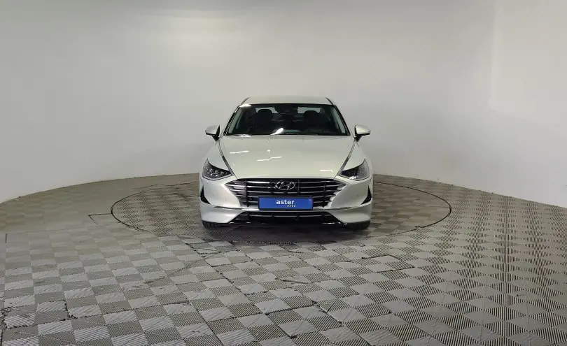 Hyundai Sonata 2022 года за 12 750 000 тг. в Алматы фото 2