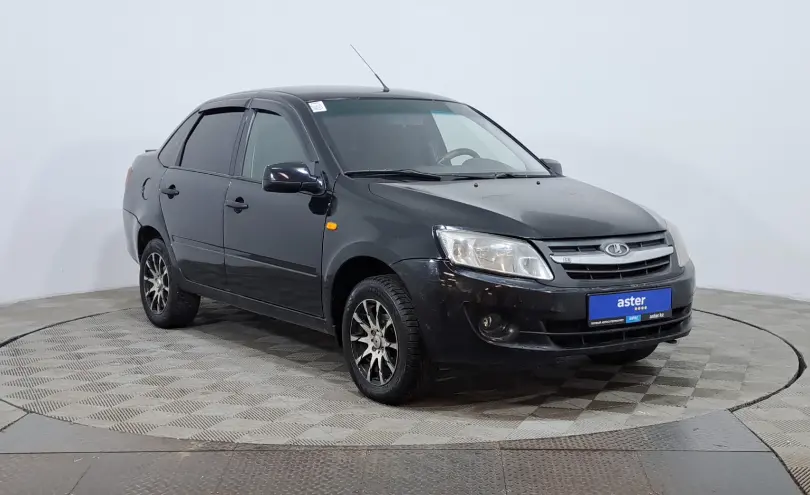 LADA (ВАЗ) Granta 2014 года за 1 390 000 тг. в Астана фото 3