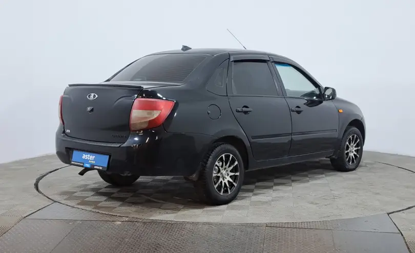 LADA (ВАЗ) Granta 2014 года за 1 390 000 тг. в Астана фото 5