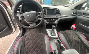 Hyundai Elantra 2017 года за 5 790 000 тг. в Алматы фото 5