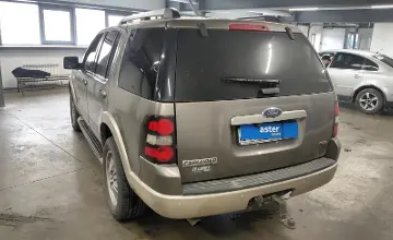 Ford Explorer 2006 года за 5 290 000 тг. в Астана фото 4