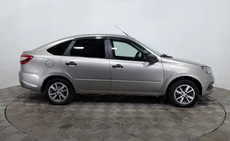 LADA (ВАЗ) Granta 2021 года за 3 190 000 тг. в Астана фото 4