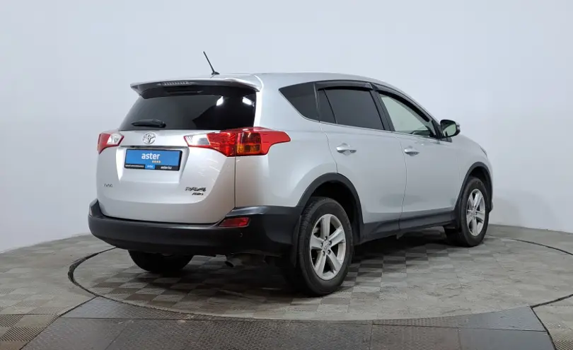 Toyota RAV4 2014 года за 9 750 000 тг. в Астана фото 5