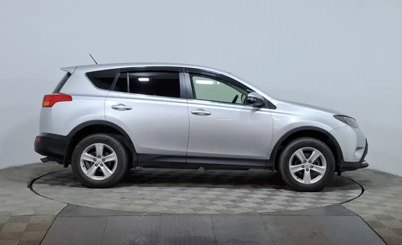Toyota RAV4 2014 года за 9 750 000 тг. в Астана фото 4
