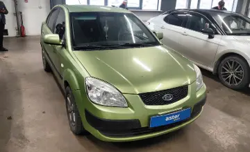 Kia Rio 2005 года за 2 990 000 тг. в Астана фото 2