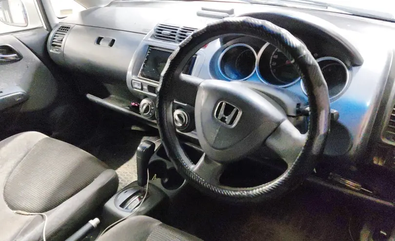 Honda Fit 2001 года за 1 490 000 тг. в Астана фото 5