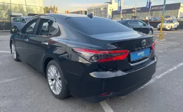 Toyota Camry 2018 года за 13 990 000 тг. в Алматы фото 4