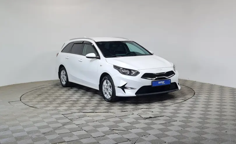 Kia Ceed SW 2024 года за 8 250 000 тг. в Алматы фото 3