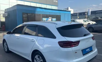 Kia Ceed SW 2024 года за 8 250 000 тг. в Алматы фото 4