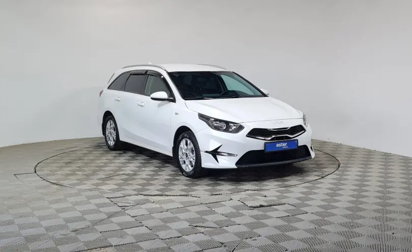 Kia Ceed SW 2024 года за 8 250 000 тг. в Алматы фото 3