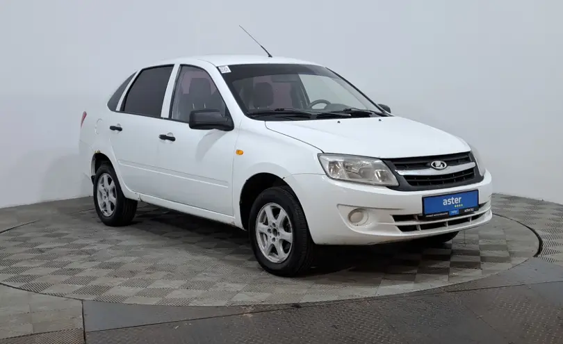 LADA (ВАЗ) Granta 2012 года за 1 490 000 тг. в Астана фото 3