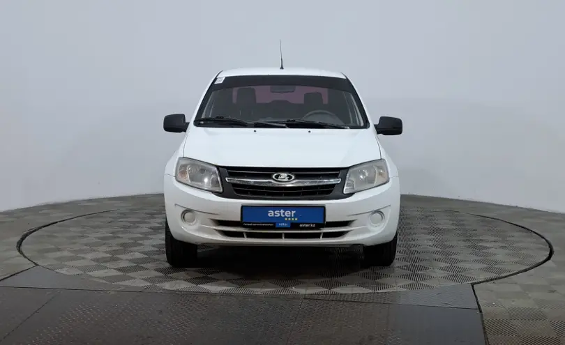 LADA (ВАЗ) Granta 2012 года за 1 490 000 тг. в Астана фото 2
