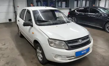 LADA (ВАЗ) Granta 2012 года за 1 490 000 тг. в Астана фото 2