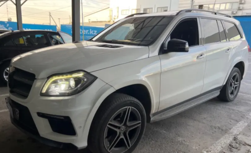 Mercedes-Benz GL-Класс 2014 года за 16 490 000 тг. в Алматы