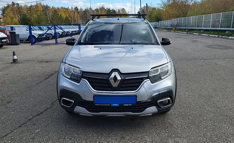 Renault Logan 2022 года за 3 690 000 тг. в Усть-Каменогорск фото 2