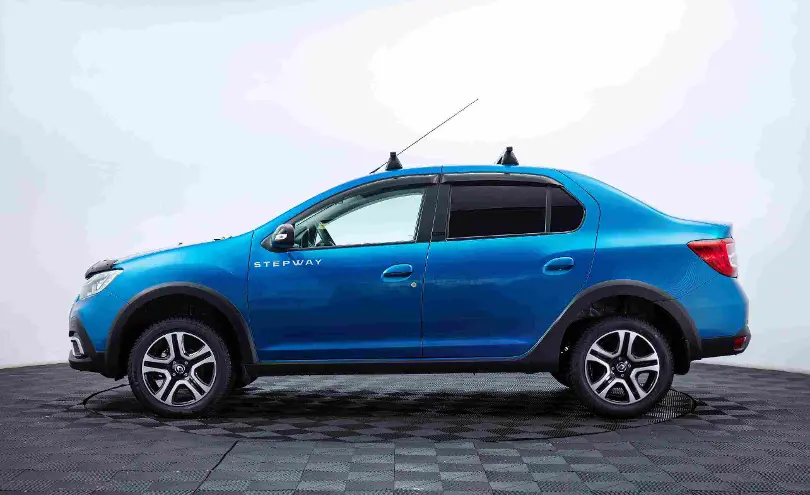 Renault Logan 2022 года за 3 690 000 тг. в Усть-Каменогорск фото 4