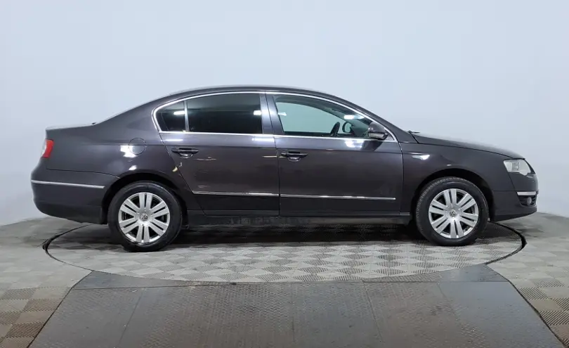 Volkswagen Passat 2006 года за 3 490 000 тг. в Астана фото 4
