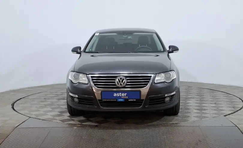 Volkswagen Passat 2006 года за 3 490 000 тг. в Астана фото 2