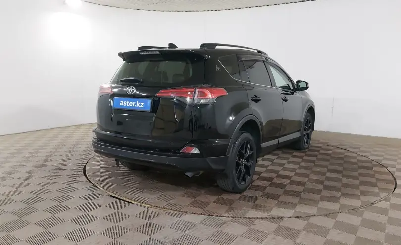 Toyota RAV4 2019 года за 10 990 000 тг. в Шымкент фото 5