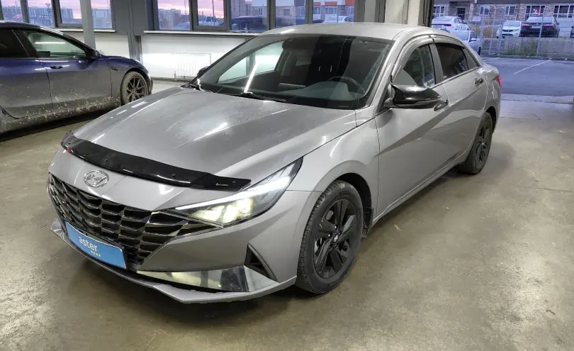 Hyundai Elantra 2021 года за 7 490 000 тг. в Астана