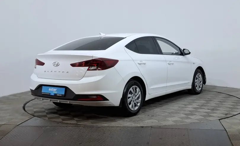 Hyundai Elantra 2019 года за 7 590 000 тг. в Астана фото 5