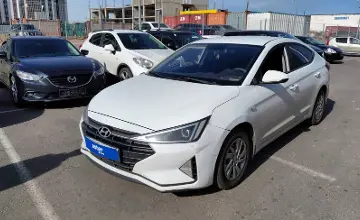 Hyundai Elantra 2019 года за 7 590 000 тг. в Астана фото 1