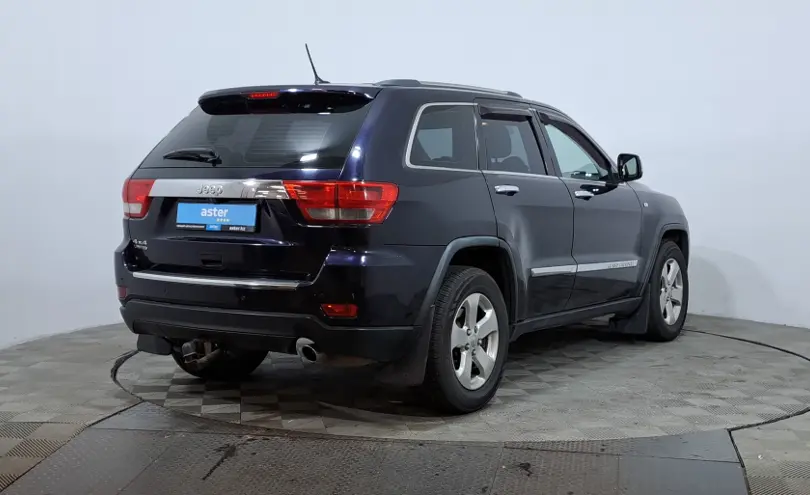 Jeep Grand Cherokee 2011 года за 9 500 000 тг. в Астана фото 5