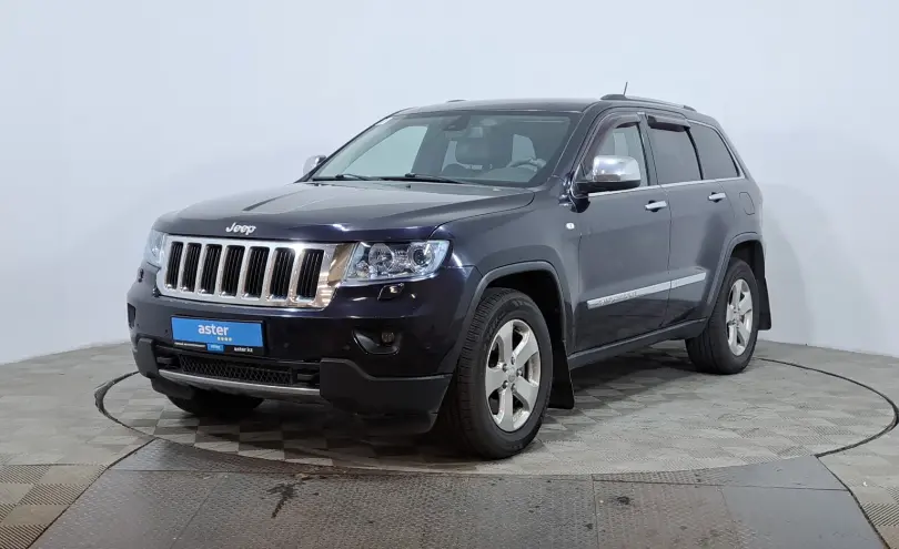 Jeep Grand Cherokee 2011 года за 9 500 000 тг. в Астана фото 1