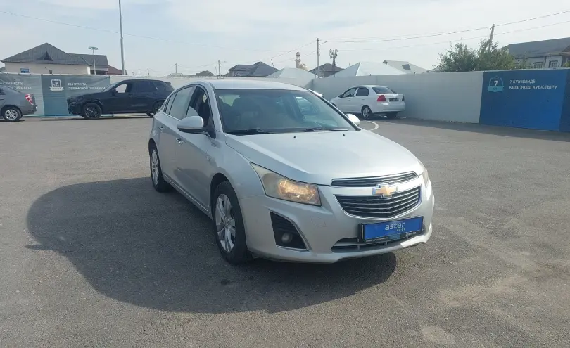 Chevrolet Cruze 2013 года за 2 990 000 тг. в Шымкент фото 2