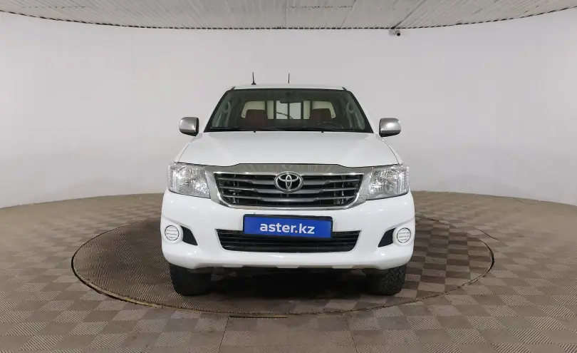 Toyota Hilux 2013 года за 8 050 000 тг. в Шымкент фото 2