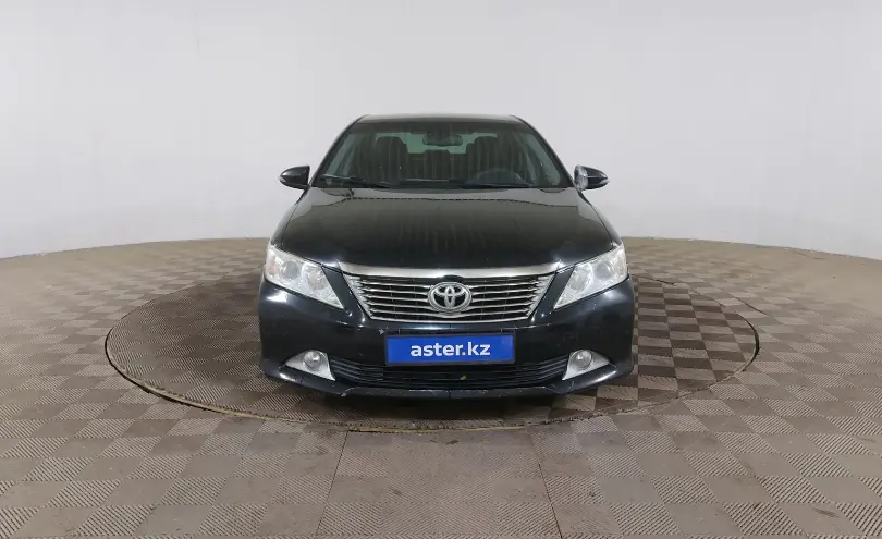 Toyota Camry 2014 года за 7 490 000 тг. в Шымкент фото 2