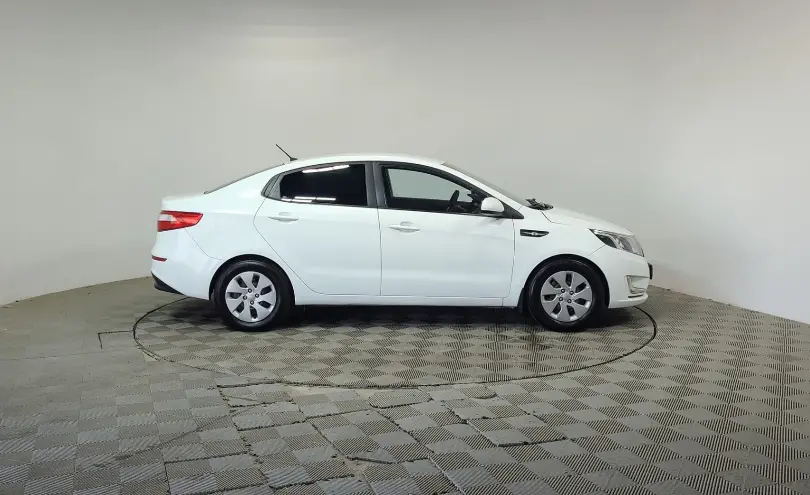 Kia Rio 2015 года за 5 590 000 тг. в Алматы фото 4