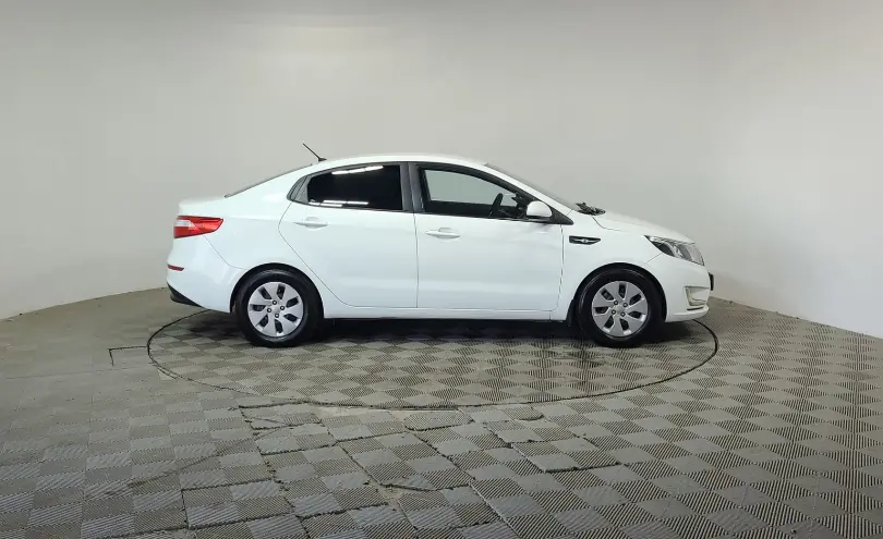 Kia Rio 2015 года за 5 590 000 тг. в Алматы фото 4