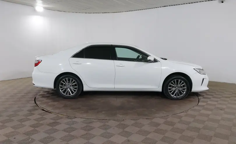Toyota Camry 2014 года за 9 290 000 тг. в Шымкент фото 4