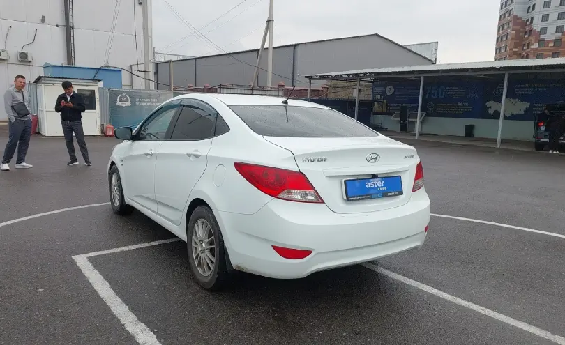 Hyundai Accent 2013 года за 5 190 000 тг. в Шымкент фото 4