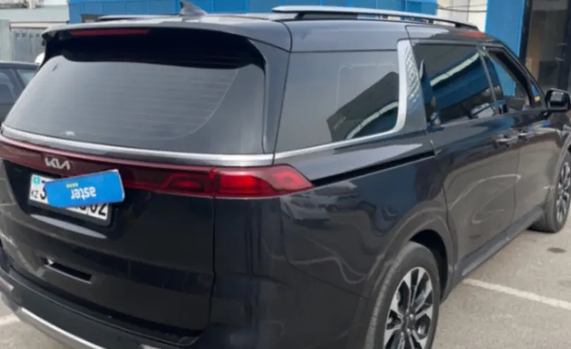 Kia Carnival 2022 года за 19 490 000 тг. в Алматы фото 3